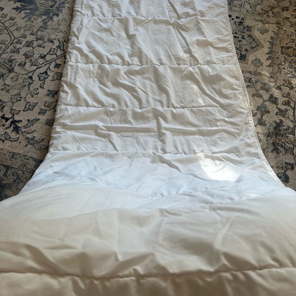 H&M Dinosaur Twin duvet set with accessories - Picture 6 of 9